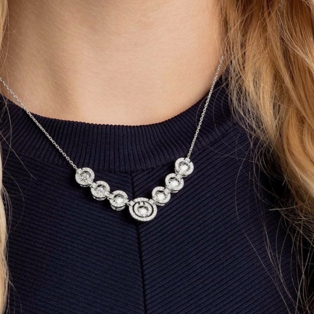 Swarovski Dancing crystals Necklace and Earrings set